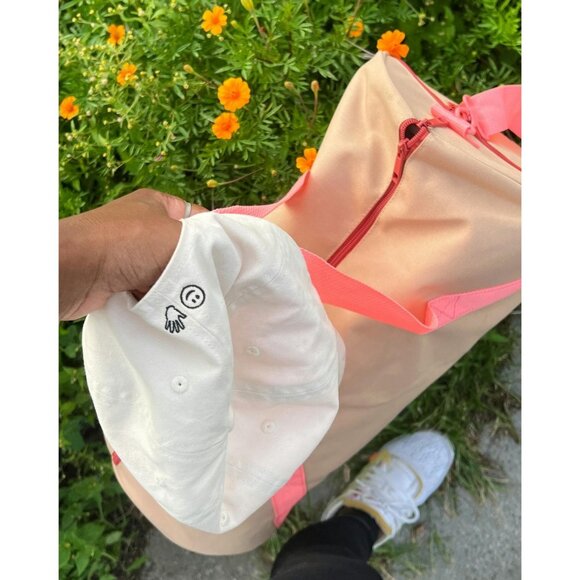 Glossier Duffle Bag Beige Desert Rose Pink 20x10x10 Pockets Travel Gym Satchel - Picture 8 of 13